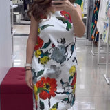 Robe élégante sans manches à imprimé floral