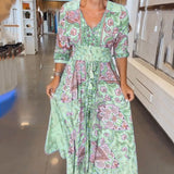 Robe de vacances à col en V et manches 3/4