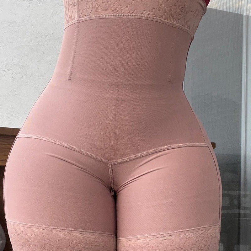 Shaper une pièce pour soulever les fesses