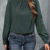 Blouse au style et imprimés vintage