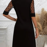 Élégante Robe Avec Des Panneaux De Tulle