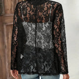 Manteau élégant à revers en dentelle florale de couleur unie