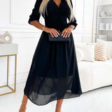 Robe à col en V de couleur unie à la taille