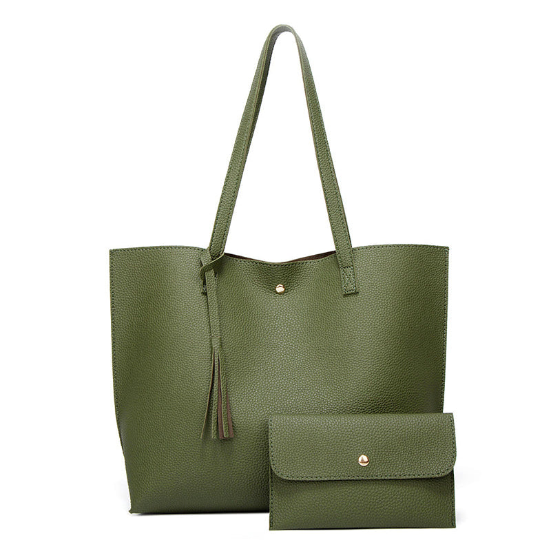 Capacité avec sac à bandoulière à pampilles de couleur unie avec grand