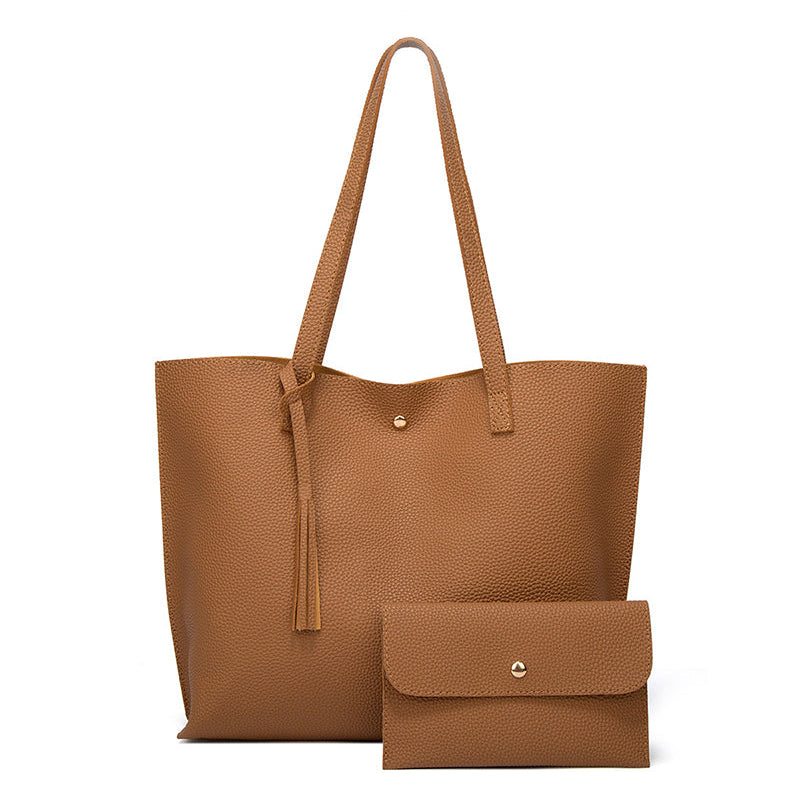 Capacité avec sac à bandoulière à pampilles de couleur unie avec grand