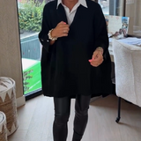 Pull Avec Caractéristiques Col V, Boutonné Et Asymétrique
