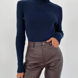 Solene | Pull col roulé classique pour femme
