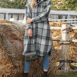 Manteau à carreaux avec boutons à revers