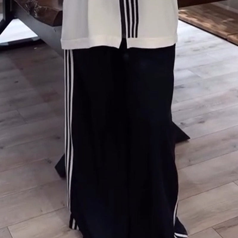 Ensemble deux pièces à capuche et rayures
