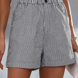 Short imprimé à rayures taille haute