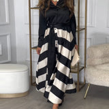 Robe élégante à rayures et à bretelles