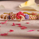 Bracelet avec noeud de fleurs de pêcher
