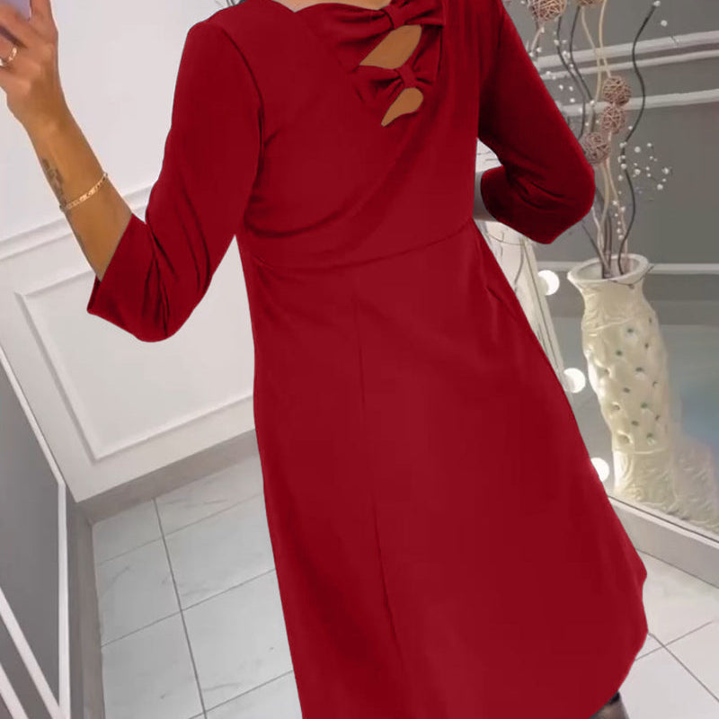 Robe unie avec nœud au dos