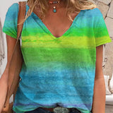 T-shirt décontracté à col en V et imprimé arc-en-ciel