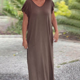 Robe longue de couleur unie avec poche et manche courte