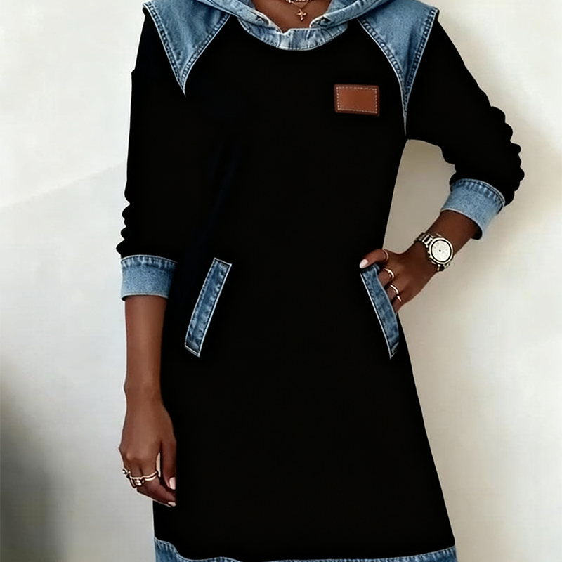 Robe À Capuche Avec Empiècements Contrastés