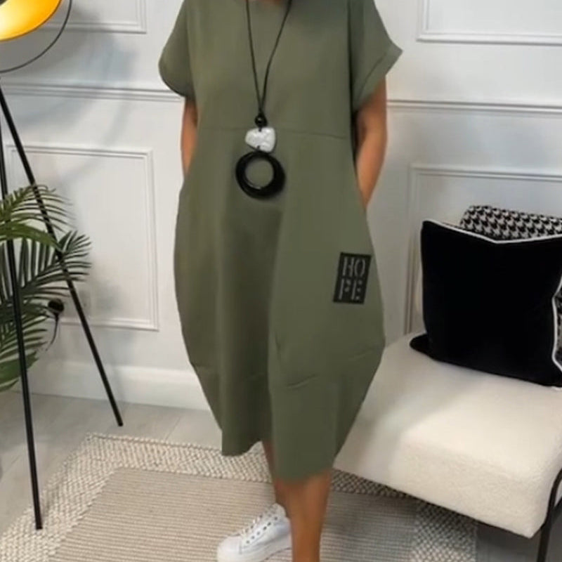 Robe décontractée à manches courtes et imprimé lettre simple