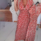 Robe élégante à imprimé léopard et col en V