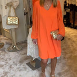 Robe col en V à manches lanternes de couleur unie