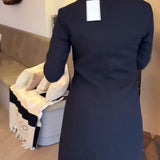 Robe Élégante Et Slim Dans Le Style