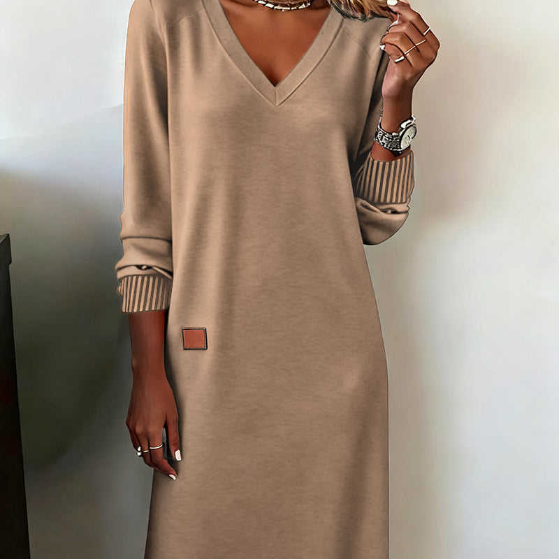 Robe Pull Col En V Élégante