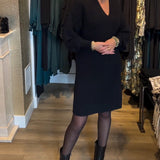 Robe pull de couleur unie à col en V
