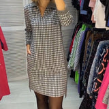 Robe à revers avec poche et carreaux