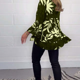 Blouse imprimée à manches cloche et boutons