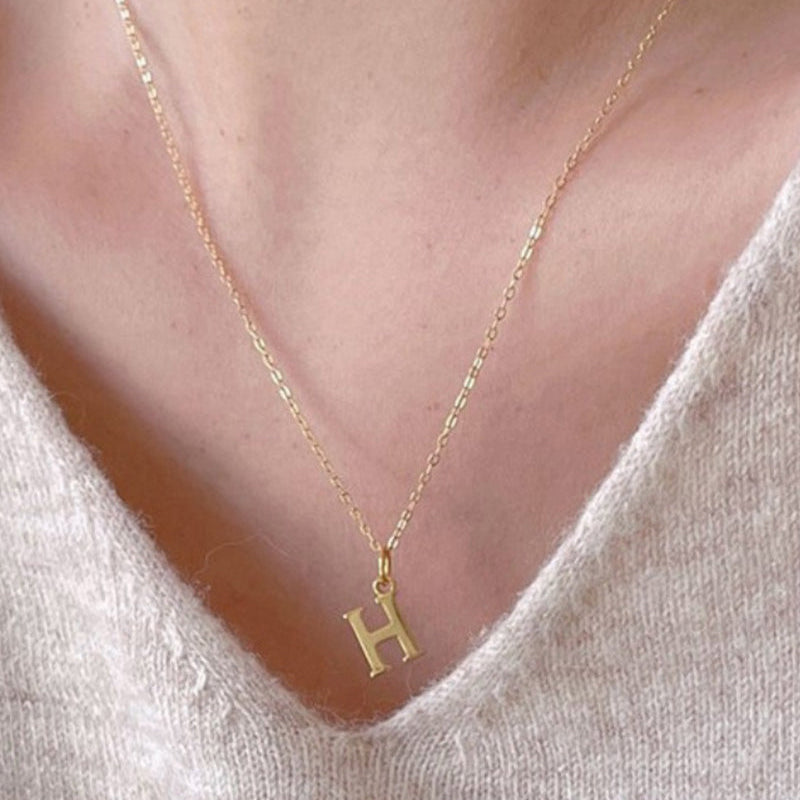 Collier à 26 lettres anglaises à la mode et exquis