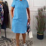 Robe décontractée à capuche et manches courtes