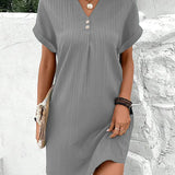 Robe col V de couleur unie