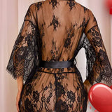 Pyjama élégant en dentelle de couleur unie