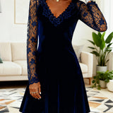 Robe Trapèze En Velours Ornée De Dentelle