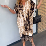 Robe à imprimé géométrique et col en V