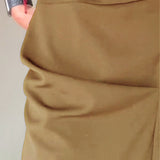 Robe élégante plissée à col rond de couleur unie