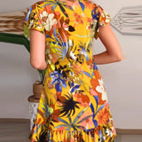 Robe florale avec col et volants