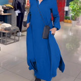 Robe longue ample avec revers et fente latérale