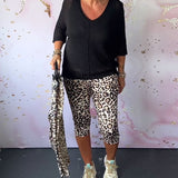 Pantalon court svelte imprimé léopard