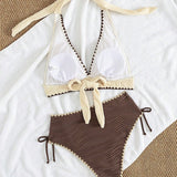 Bikini Two-Piece Set Avec Col Halter et Design Couleurs Contraste