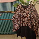 T-Shirt Imprimé Léopard À Paillettes Manches Chauve-Souris