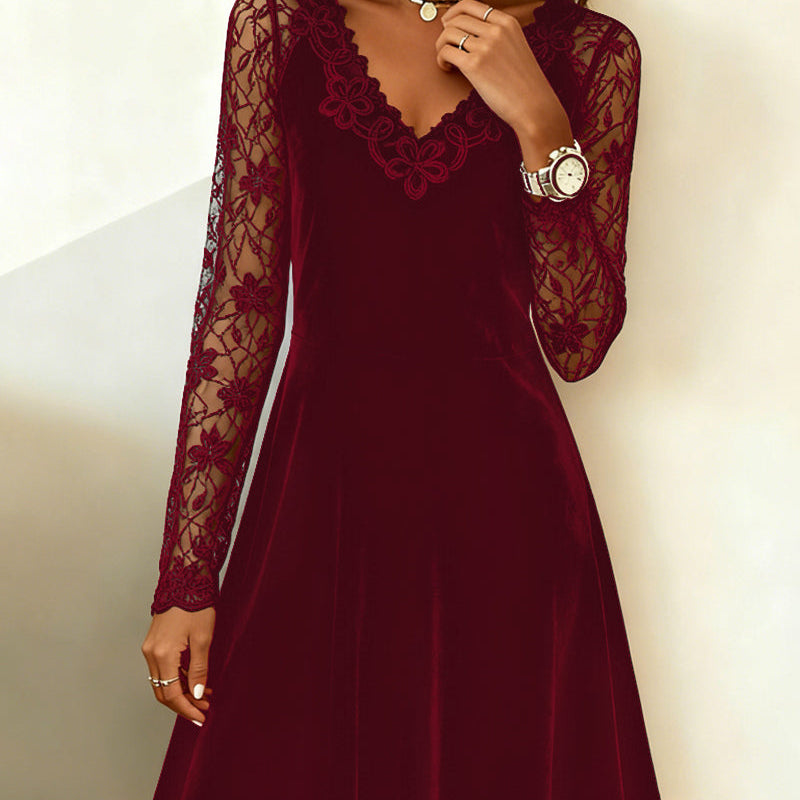 Robe Trapèze En Velours Ornée De Dentelle