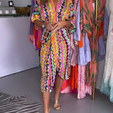 Robe avec col en V et demi-manche