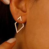 Boucles d'oreilles simples et élégantes en forme de diamant