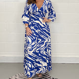 Robe manches 3/4 col v
