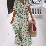 Robe ample imprimée à col en V