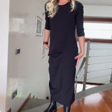 Robe élégante plissée à col rond de couleur unie
