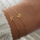Bracelet simple à lettres