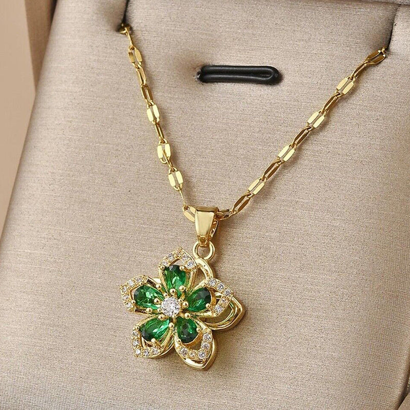 Collier pendentif rotatif à 360° à cinq pétales de fleur