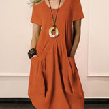 Robe unie col rond manches courtes