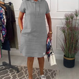 Robe décontractée à capuche et manches courtes